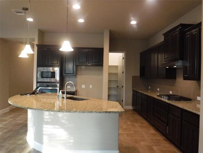 Building Photo - 408 Dry Gulch Bend