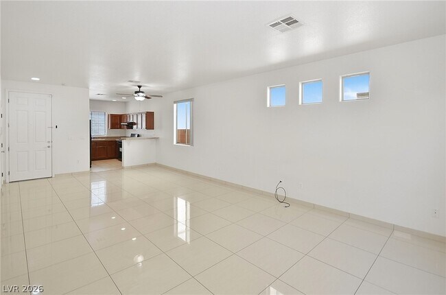 Building Photo - 4218 S Sugar Dr