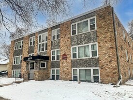 Building Photo - Longfellow Place