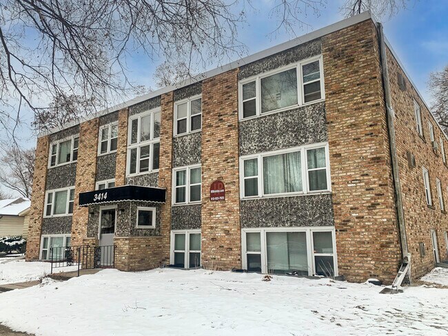Primary Photo - Longfellow Place