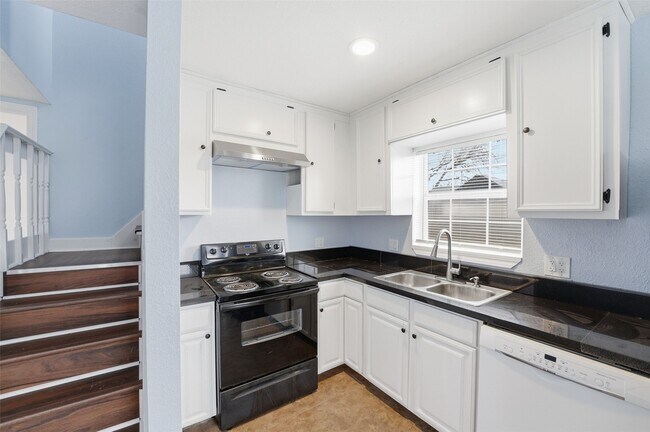 Building Photo - 7301 Avenue K Ave