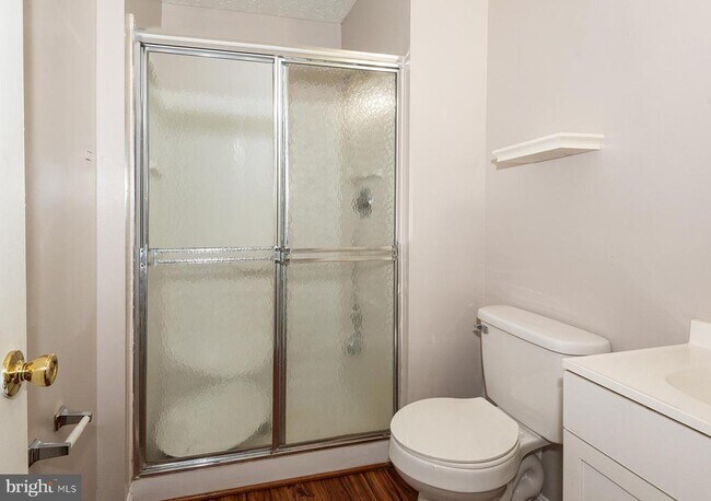 Building Photo - 2406 Rosecroft Ct