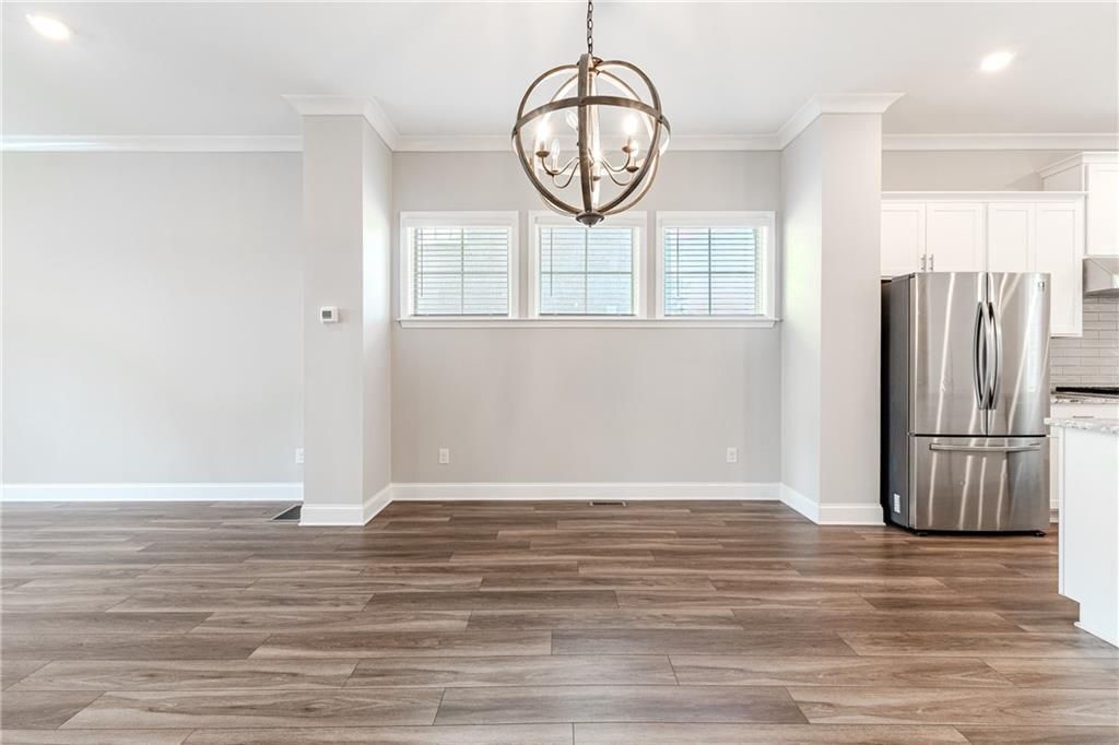 Building Photo - 5051 Pinckney Ln