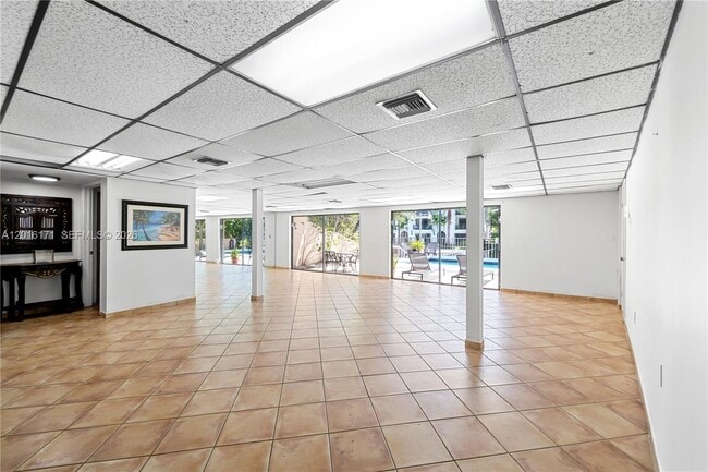 Building Photo - 5201 Orduna Dr