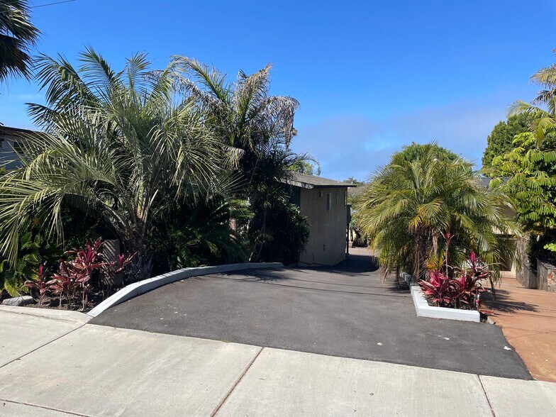 Building Photo - 818 Hygeia Ave