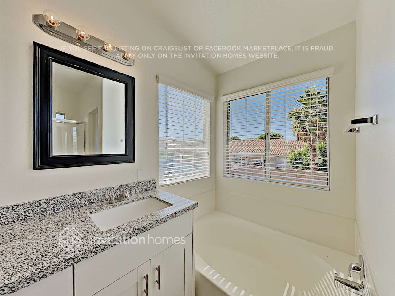 Building Photo - 7436 W Crest Ln