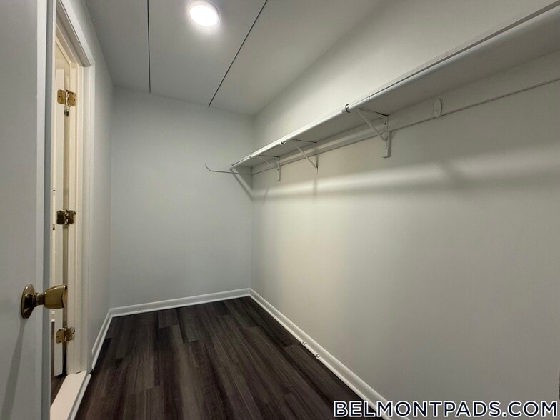 Building Photo - 55 Hill Rd