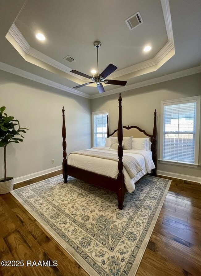 Building Photo - 218 Brightwood Dr