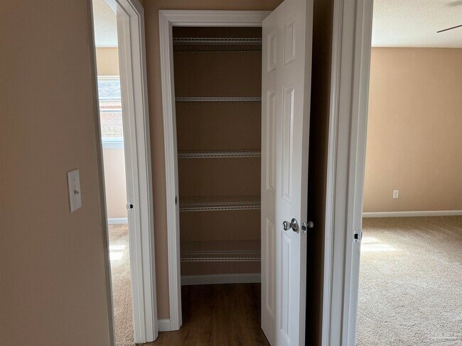 Building Photo - 7845 Le Jeune Dr