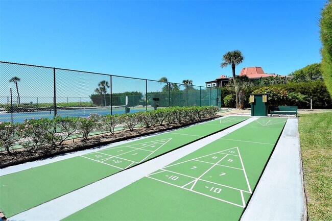 Building Photo - 6750 Gulf of Mexico Dr