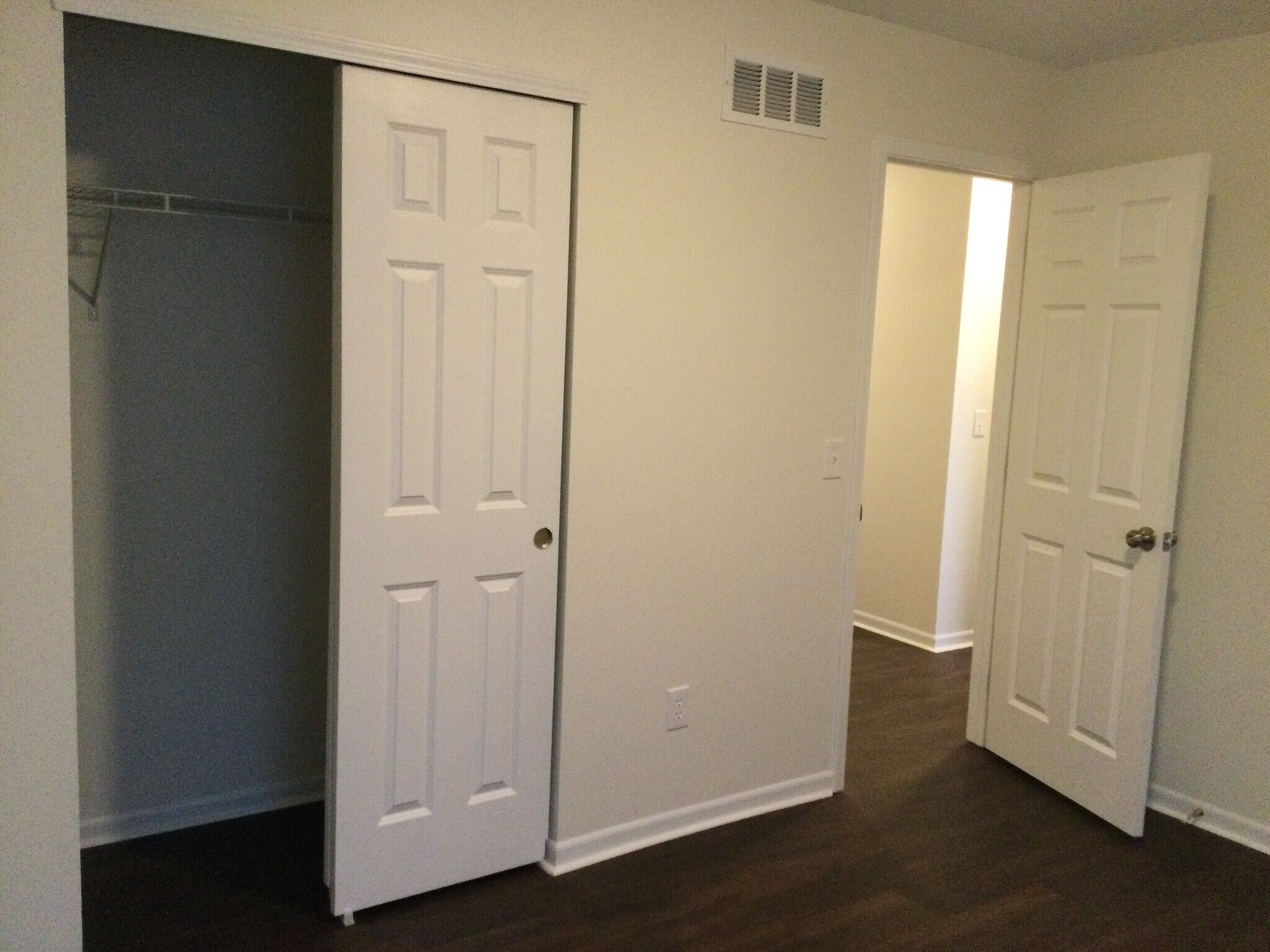 Building Photo - 7885 Butterfield Ln