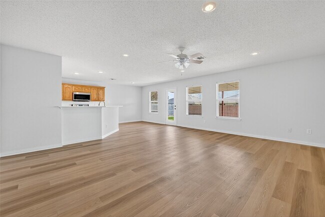 Building Photo - 145 Brushy Creek Ln