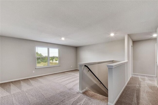 Building Photo - 313 Mount Vernon Way