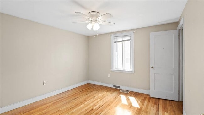 Building Photo - 92 Falcon Ave