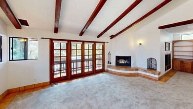 Building Photo - MOVE-IN SPECIAL | Available NOW