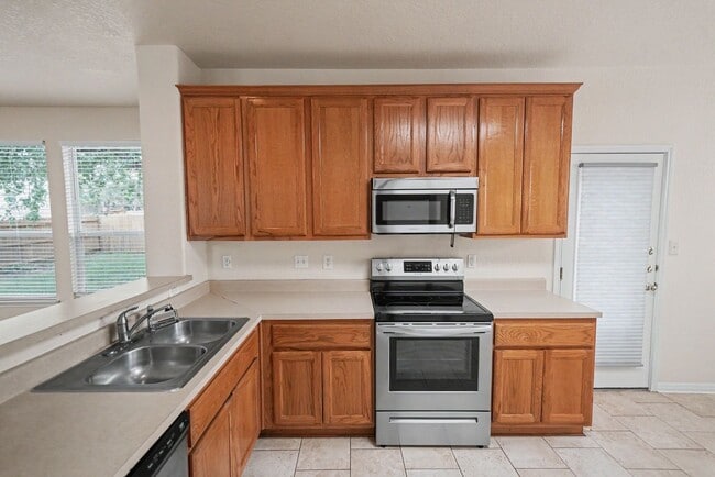 Building Photo - Spacious 3-Bedroom Home in Jonas Woods with Community Pool & Park Access - Realtor Commission: $500