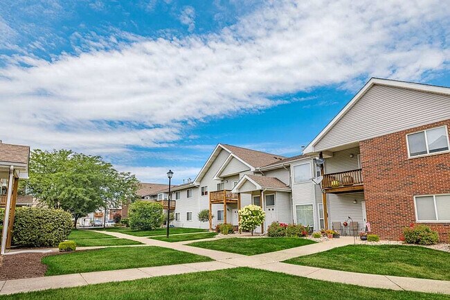 Exterior - Garden Glen