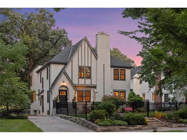 Building Photo - 3933 Zenith Ave S