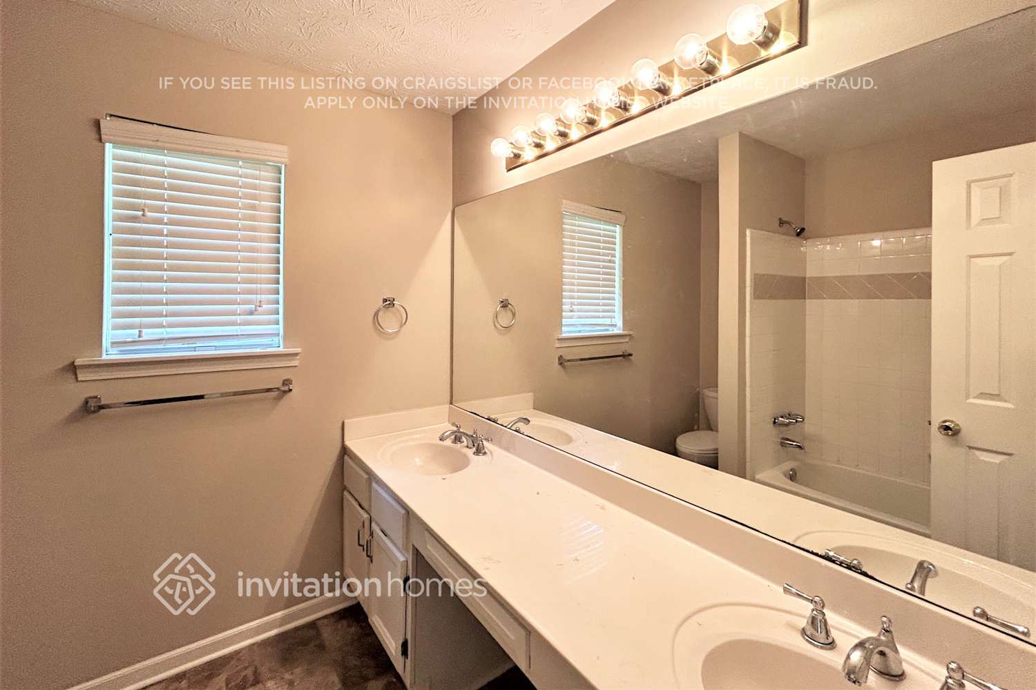 Building Photo - 3508 Tiffany Dr SE