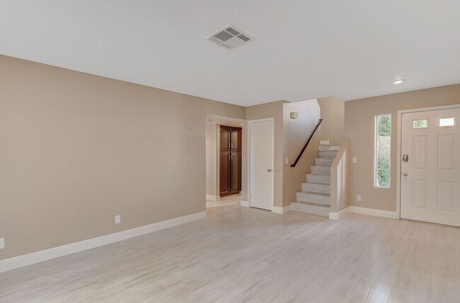 Building Photo - Beautiful Summerlin Home! Hills Neighborho...