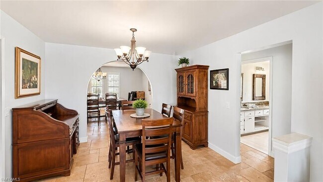 Building Photo - 1089 Nottingham Dr