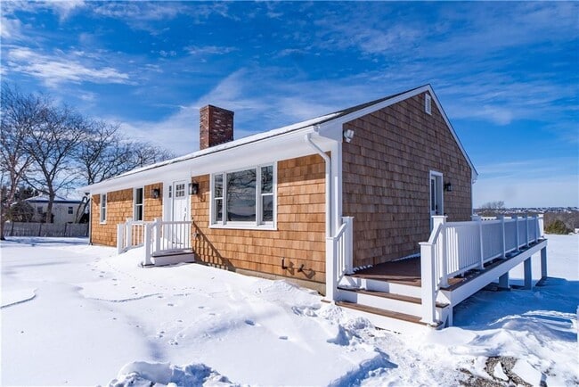 Building Photo - 3211 Main Rd