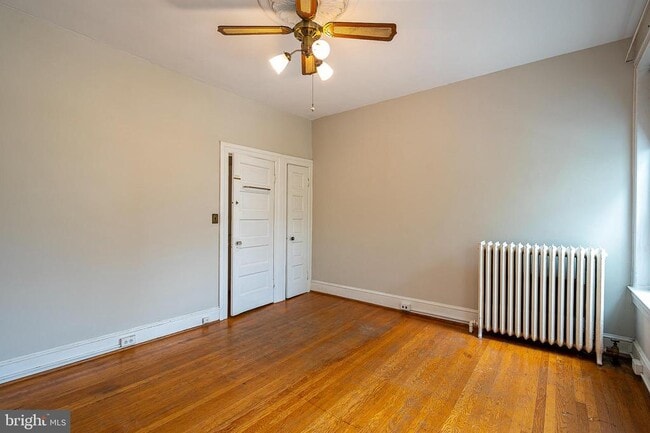 Building Photo - 4018 Roland Ave