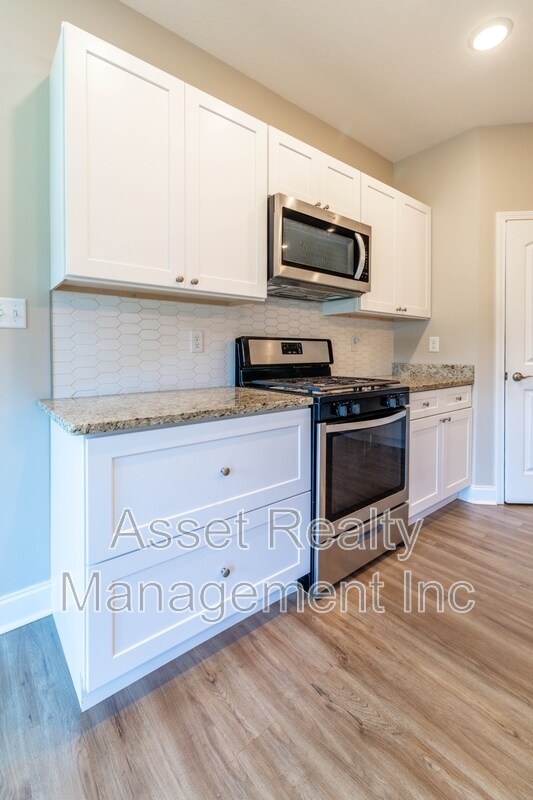 Building Photo - 127 Van Gilder Way