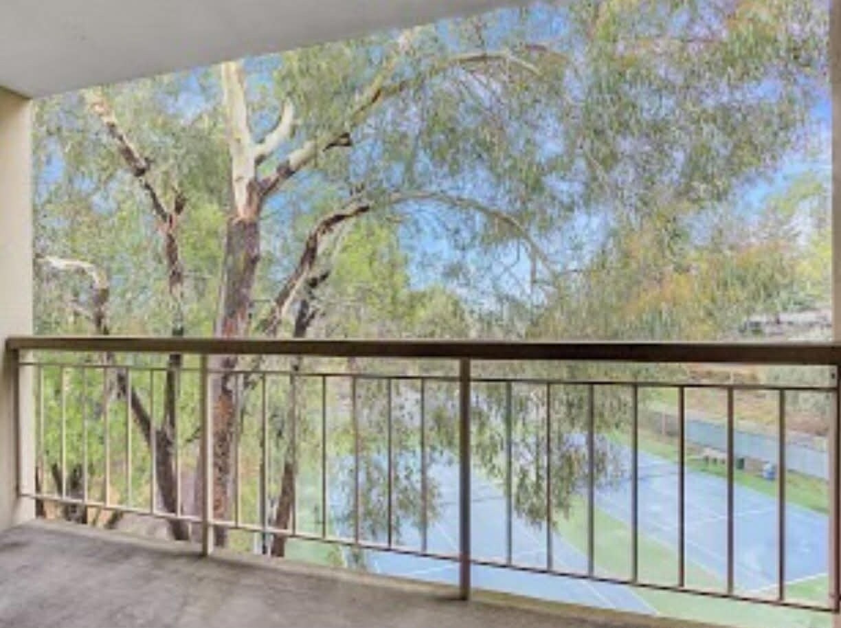 Building Photo - 300 N Civic Dr