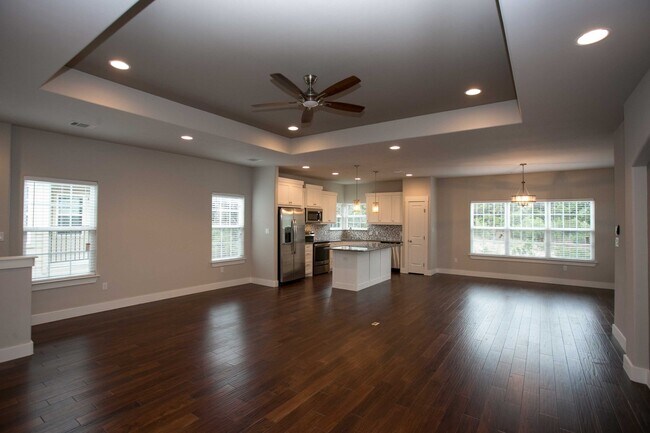 Building Photo - Modern Single-Story Condo Near Lake Austin & Lake Travis with Private Fenced Yard