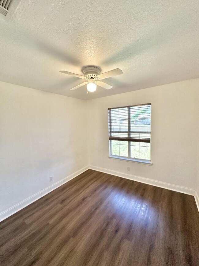 Building Photo - AVAILABLE MID MAY; APPLY TODAY AT OUR WEBSITE!!