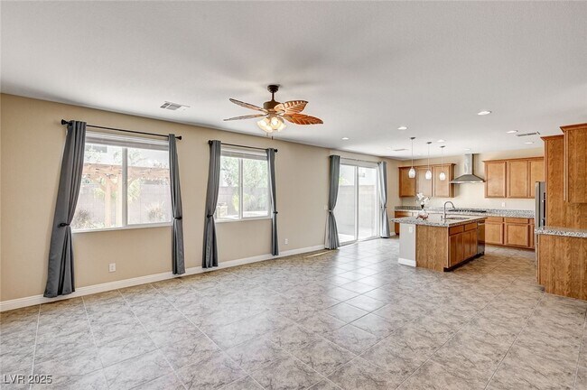 Building Photo - 4630 Summer Azure St