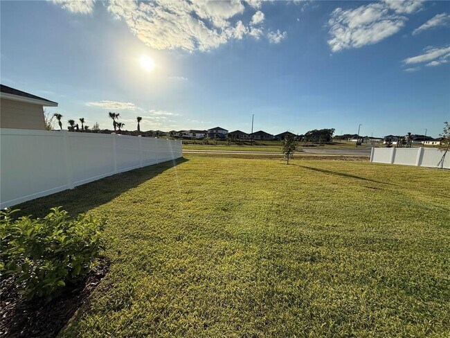 Building Photo - 8485 SW 41st Cir