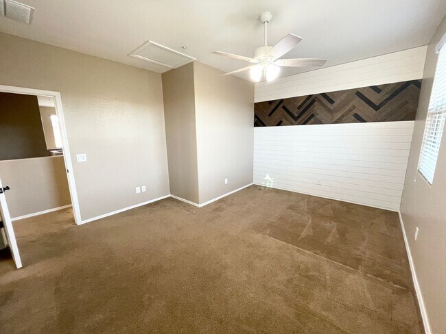 Building Photo - 3454 E Azalea Dr