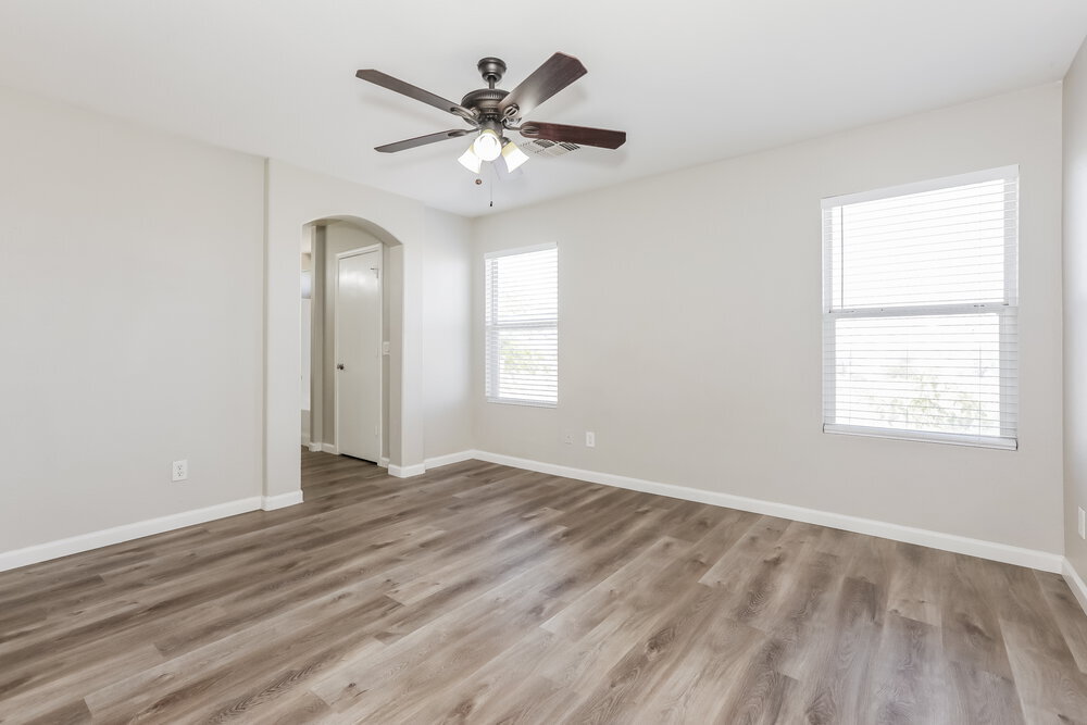 Building Photo - 4836 E Meadow Lark Way
