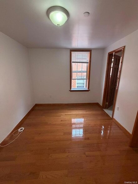 Building Photo - 134-40 58th Ave