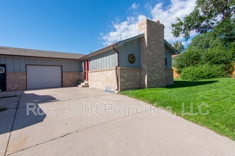 Building Photo - 249 Miller Ln