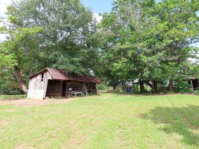 Building Photo - Cozy 2 Bedroom 1 Bath in Winona
