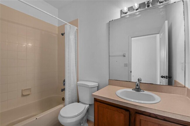 Building Photo - 10825 Savannah Wood Ct
