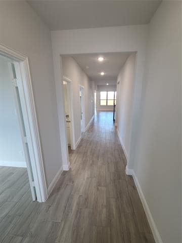 Building Photo - 523 Big Bend Dr