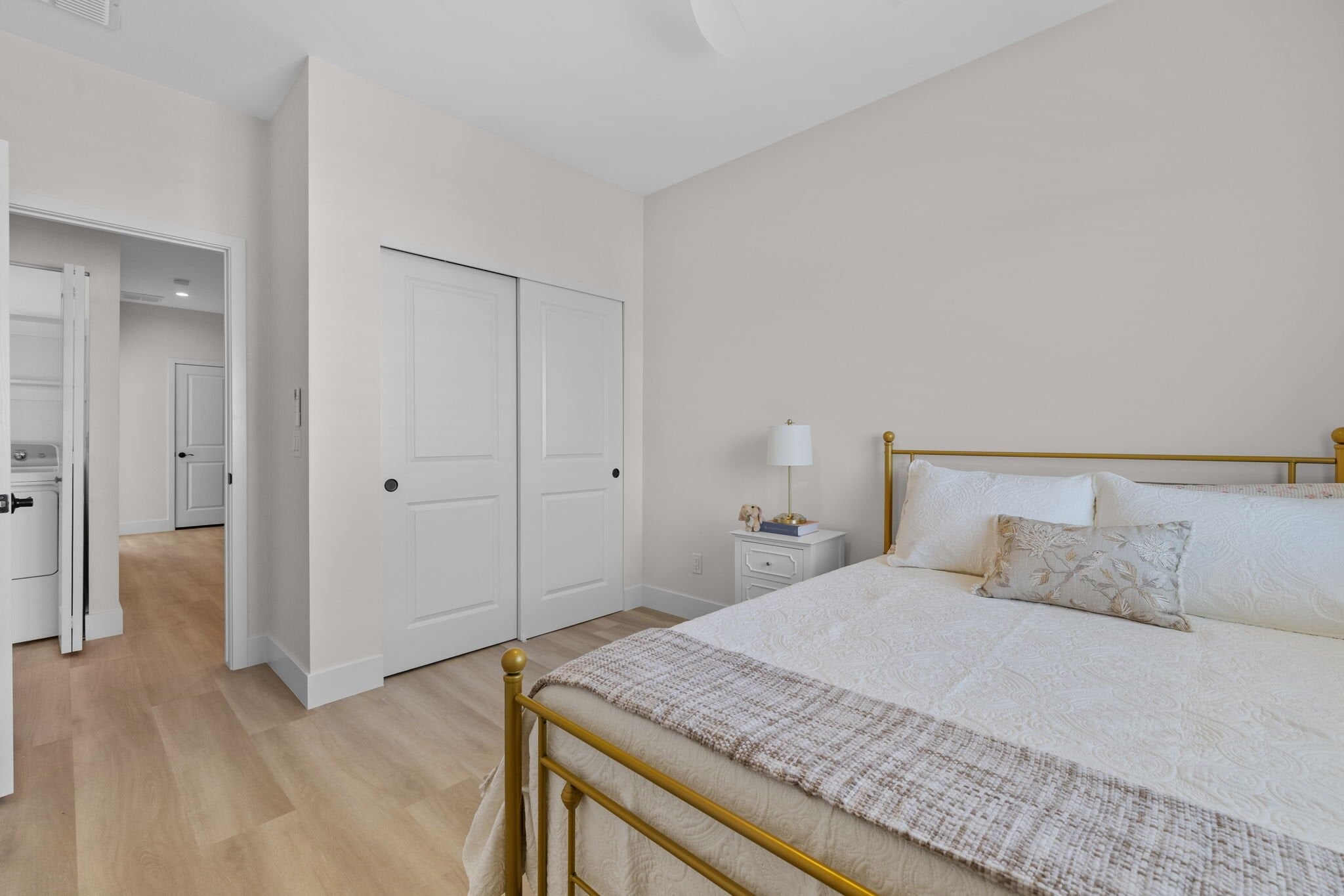 Building Photo - 16714 E Almont Dr