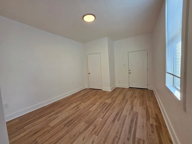 Building Photo - 2624 Palmyra St