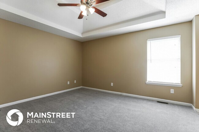 Building Photo - 215 Apple Blossom Ln