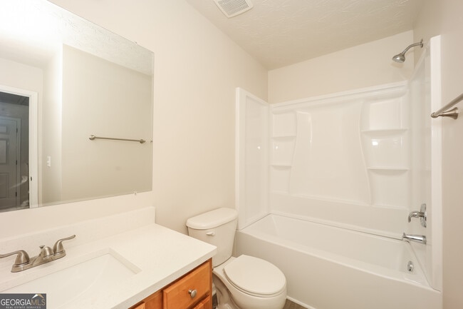 Building Photo - 752 Wood Bend Ct