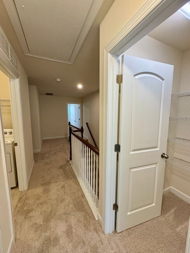 Building Photo - Beautiful Well Maintained Townhouse in Berewick