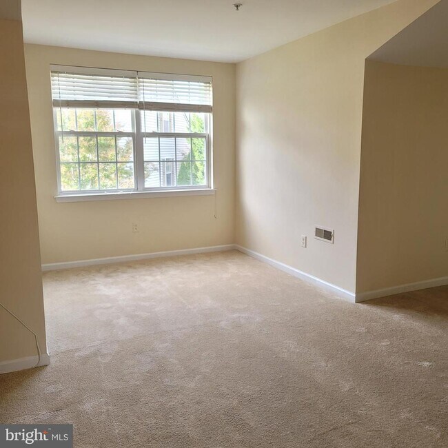 Building Photo - 9821 Bon Haven Ln