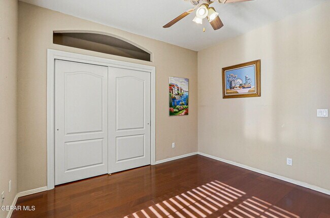Building Photo - 312 Desert Garden Dr