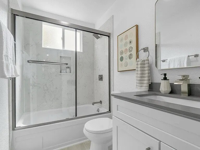 Building Photo - 2448 Mahan Way