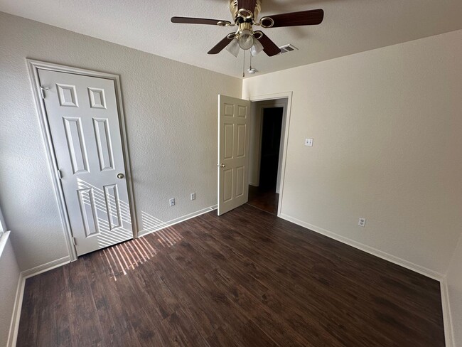 Building Photo - 3112 Baldwin Loop