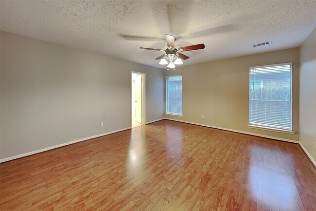 Building Photo - 24034 Shaw Perry Ln